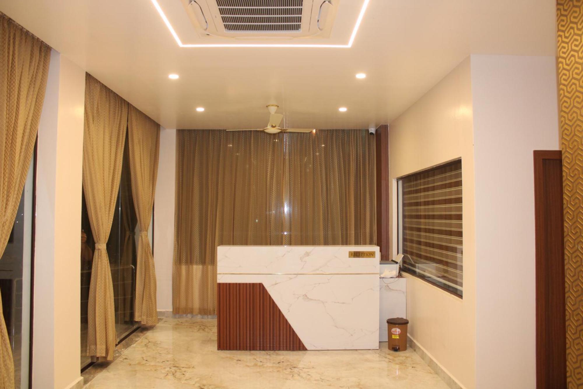 Uj Pallazzio - Business Class Luxury Hotel Tiruvannamalai Luaran gambar