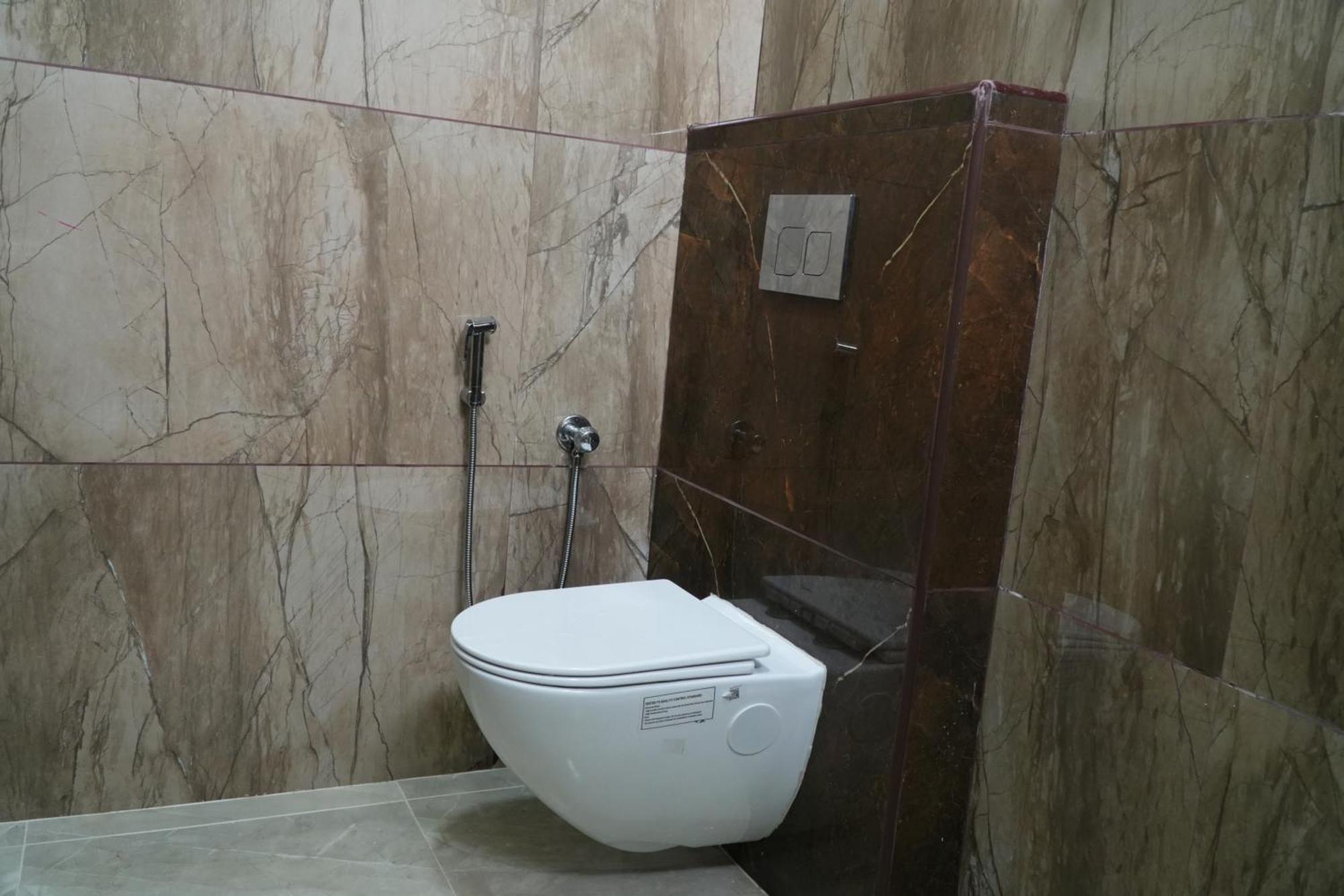 Uj Pallazzio - Business Class Luxury Hotel Tiruvannamalai Luaran gambar