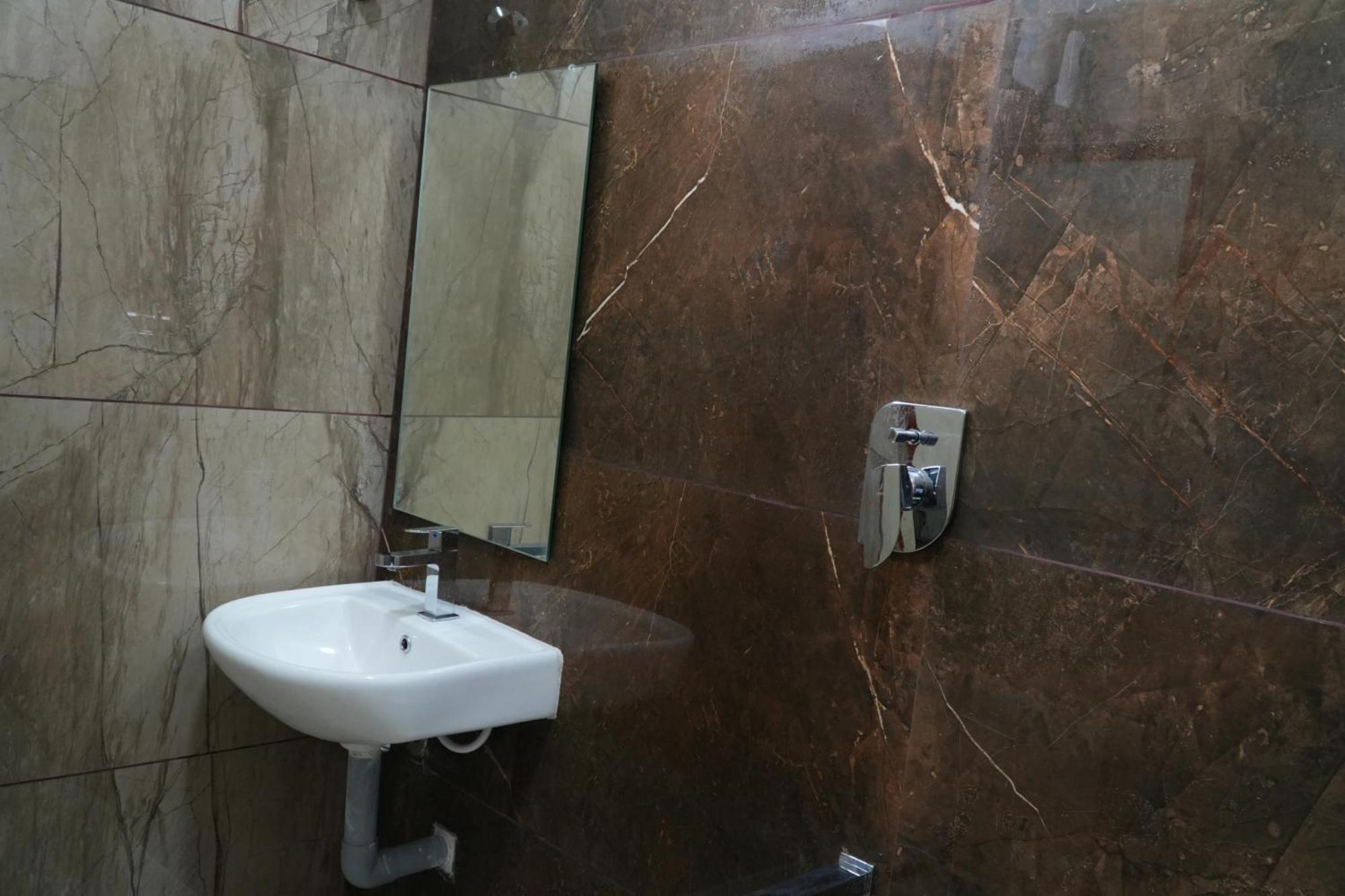 Uj Pallazzio - Business Class Luxury Hotel Tiruvannamalai Luaran gambar