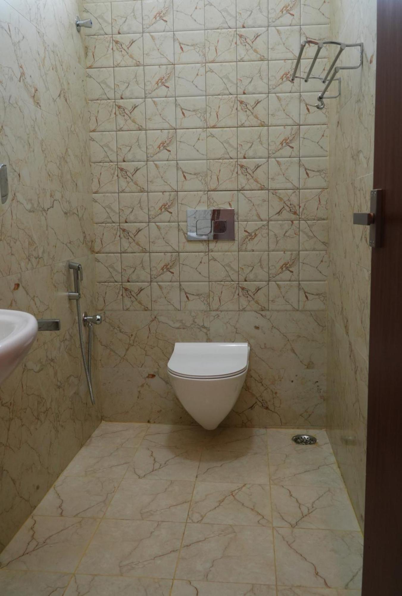 Uj Pallazzio - Business Class Luxury Hotel Tiruvannamalai Luaran gambar