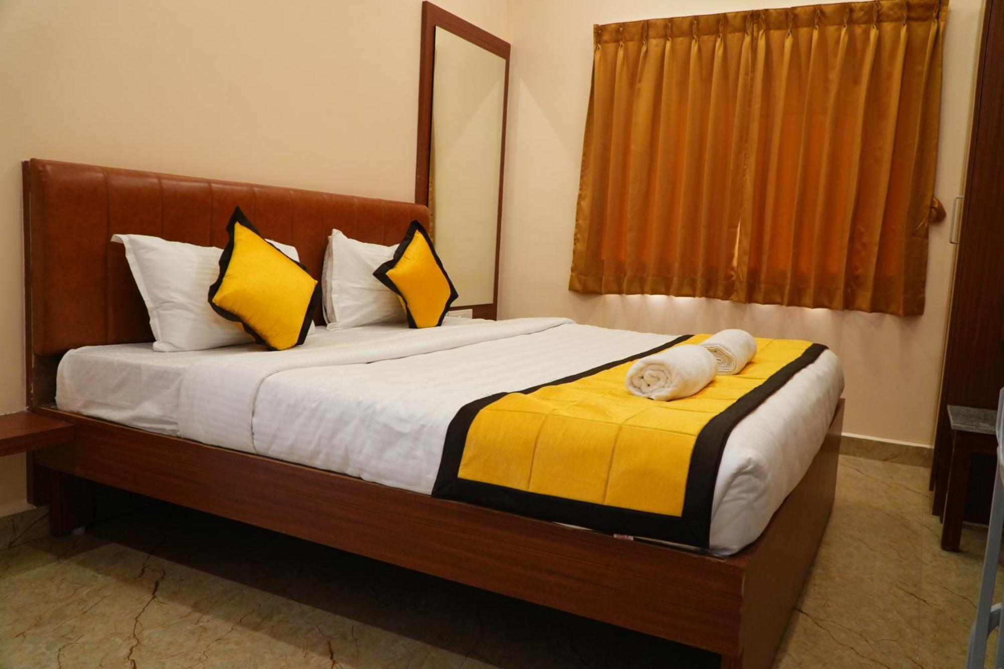 Uj Pallazzio - Business Class Luxury Hotel Tiruvannamalai Luaran gambar