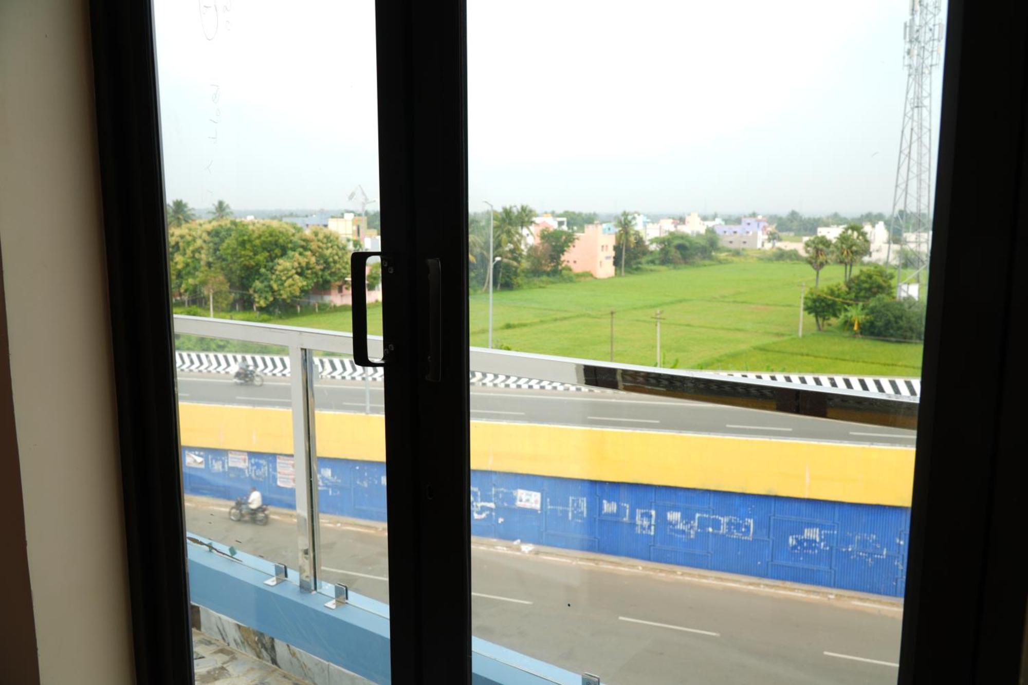 Uj Pallazzio - Business Class Luxury Hotel Tiruvannamalai Luaran gambar